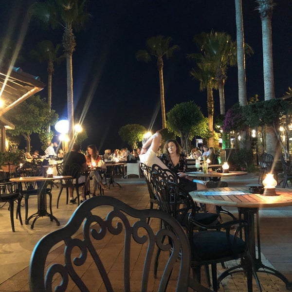 Photo taken at Green Beach Restaurant by Işl on 5/25/2019