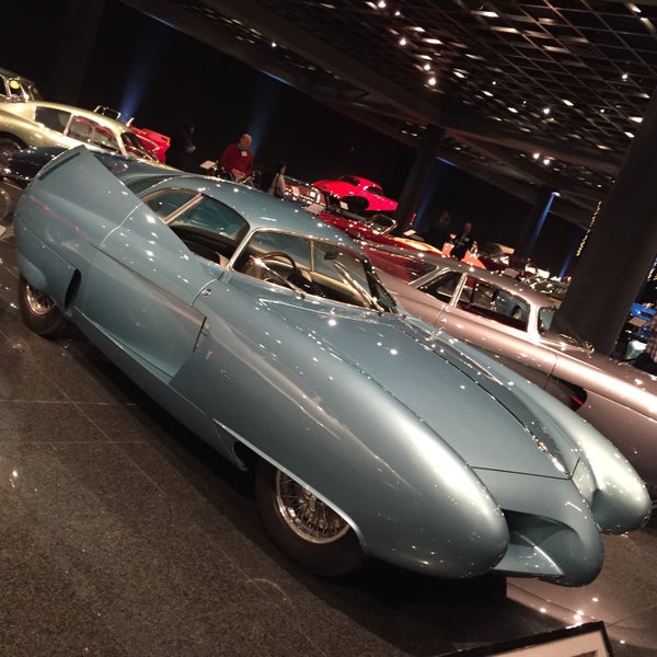 Das Foto wurde bei Blackhawk Automotive Museum von Yas N. am 1/29/2015 aufgenommen