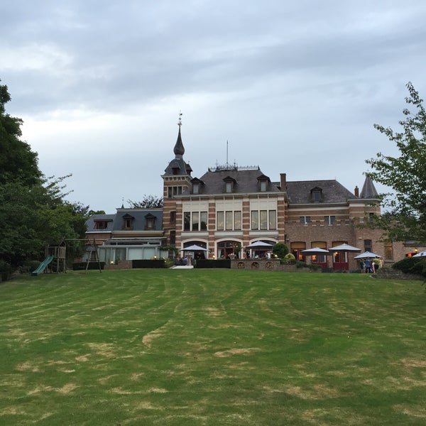Photo taken at Kasteel Van Moerkerke by Jork on 7/18/2015