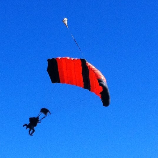 Photo taken at NorCal Skydiving by Ghsn0 on 10/28/2012