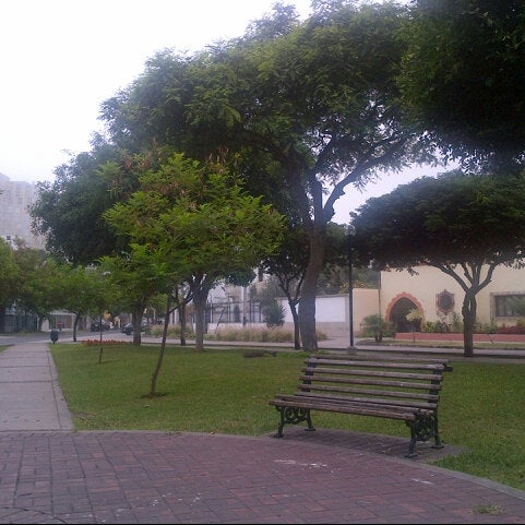 Photo taken at Parque Domingo Ayarza by Gus B. on 2/24/2013