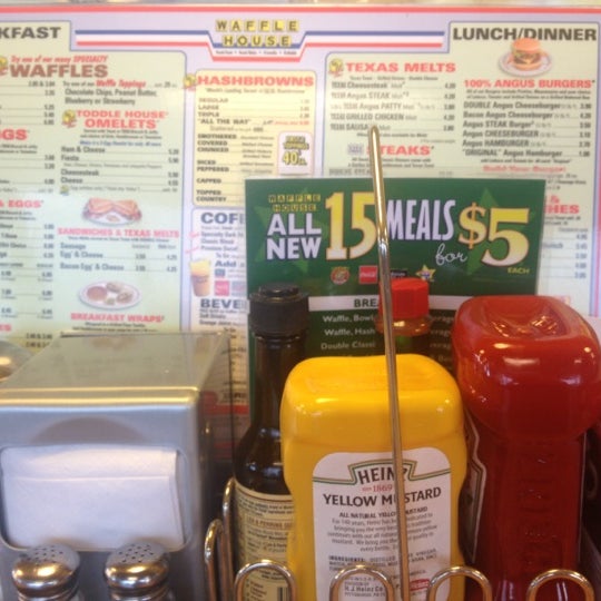 Waffle House Breakfast Spot in Kennesaw