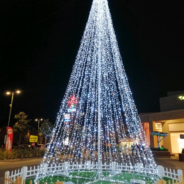 Photo taken at Aqua Mall by Snr on 12/15/2019