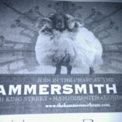 Foto diambil di The Hammersmith Ram oleh JuanMa S. pada 11/4/2012