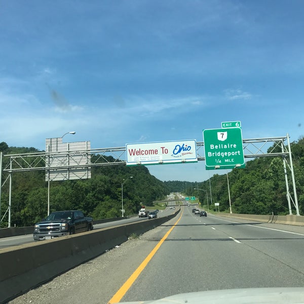 Photos at Ohio/West Virginia State Line Border Crossing in Wheeling