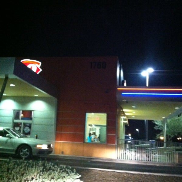 Dairy Queen Ice Cream Parlor in Tucson