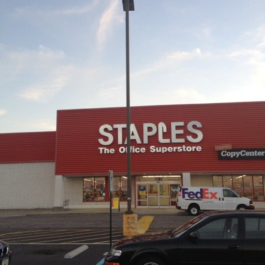 Staples Tienda de material de oficina en Fayetteville
