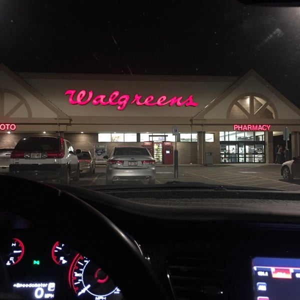 Walgreens 2204 University Ave