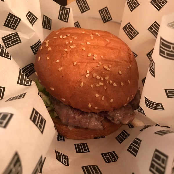 11/11/2019 tarihinde Anna B.ziyaretçi tarafından Burger House'de çekilen fotoğraf