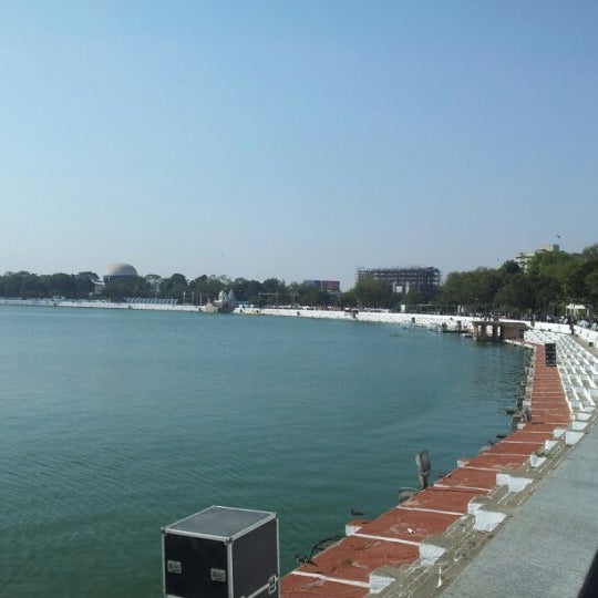 Kankaria Lake - Lake in Ahmedabad
