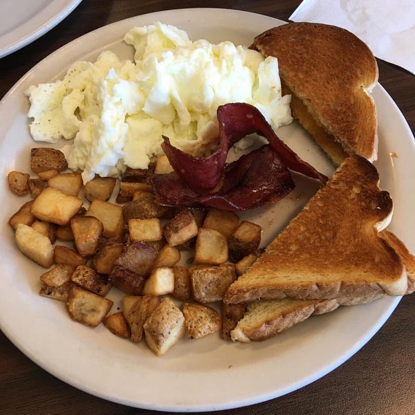 Eggs Over Easy Breakfast Spot