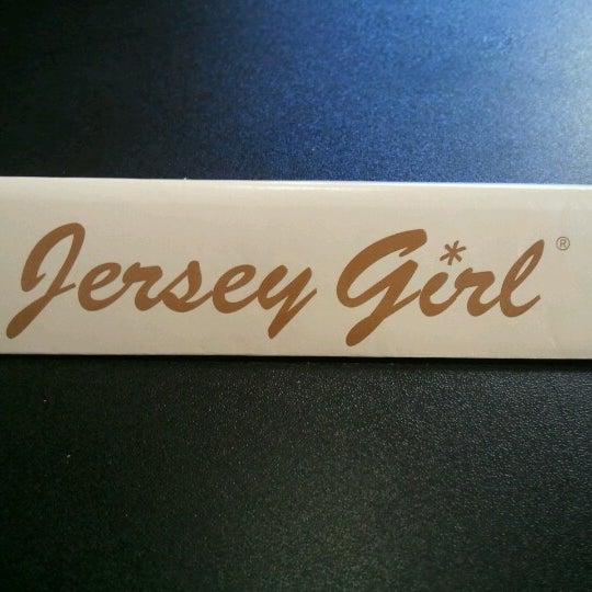 รูปภาพถ่ายที่ Jersey Girl Café โดย Judy เมื่อ 1/7/2013