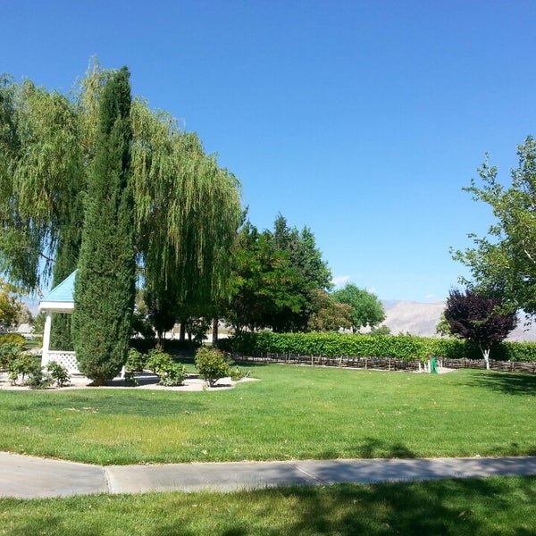 Photo taken at Pahrump Valley Winery and Symphony Restaurant by Judy on 5/29/2013