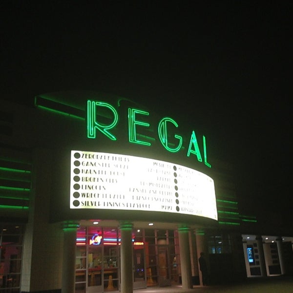 Photos at Regal Burlington 22 tips from 1880 visitors