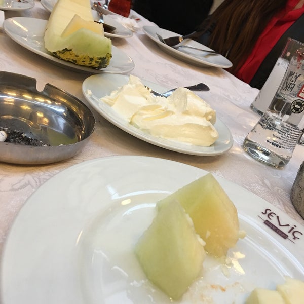 Das Foto wurde bei Seviç Restoran von M &amp; A am 11/7/2018 aufgenommen