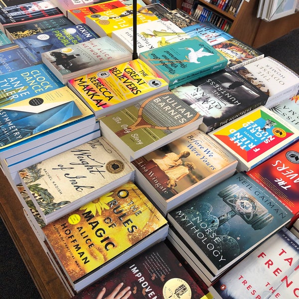 Photo taken at Politics &amp; Prose Bookstore by Laura W. on 1/27/2020