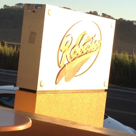 Photo taken at Roberto&#39;s Taco - Del Mar by Bill L. on 11/6/2012