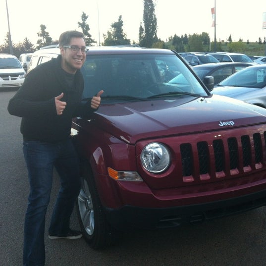 Go Dodge Southtown Chrysler Southeast Edmonton Edmonton, AB