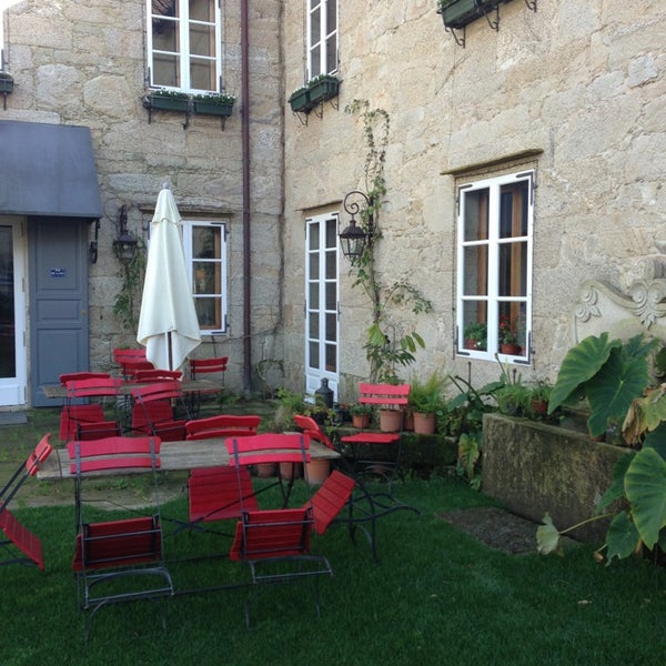 รูปภาพถ่ายที่ Hotel Spa Relais &amp; Châteaux A Quinta Da Auga โดย Tirso M. เมื่อ 2/8/2013