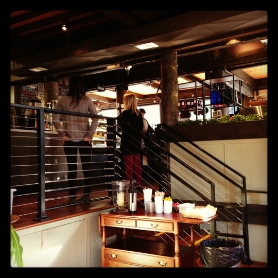 Black Point Cafe (Now Closed) 67 tips