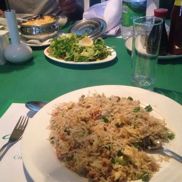 Foto tomada en Al Aktham Restaurant  por Kamal A. el 5/31/2014