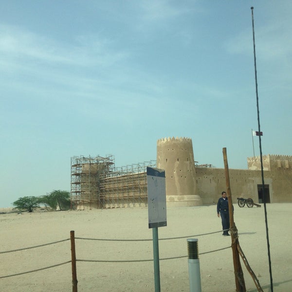 Photo taken at Al Zubarah Fort and Archaeological Site by Sarah E. on 9/28/2015