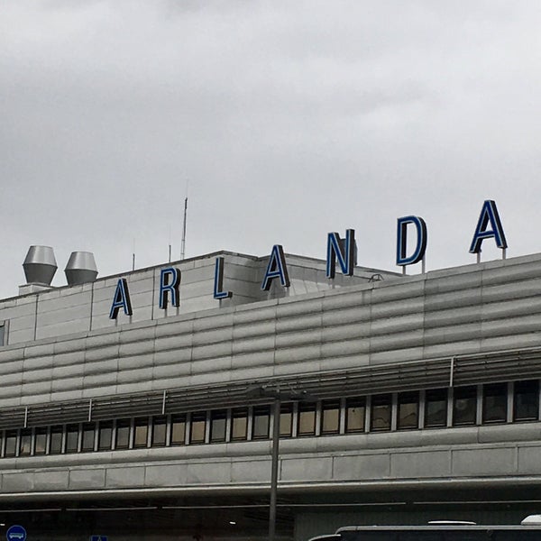 รูปภาพถ่ายที่ Stockholm-Arlanda Airport (ARN) โดย Matz E. เมื่อ 4/8/2017