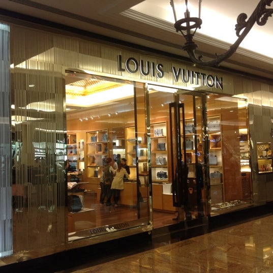 Louis Vuitton Dubai、Emirates