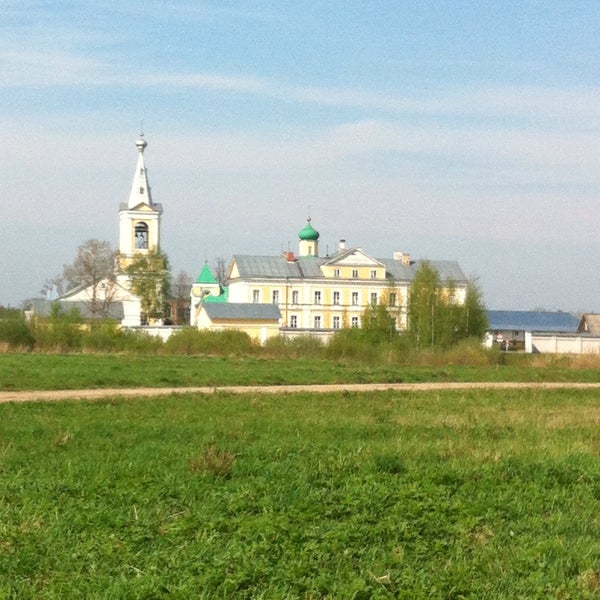 Введено Оятский женский монастырь Богоявленский собор Аплаксин