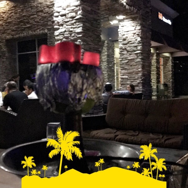 Photo taken at Momo&#39;s Grill Hookah by ‏ع on 8/31/2016