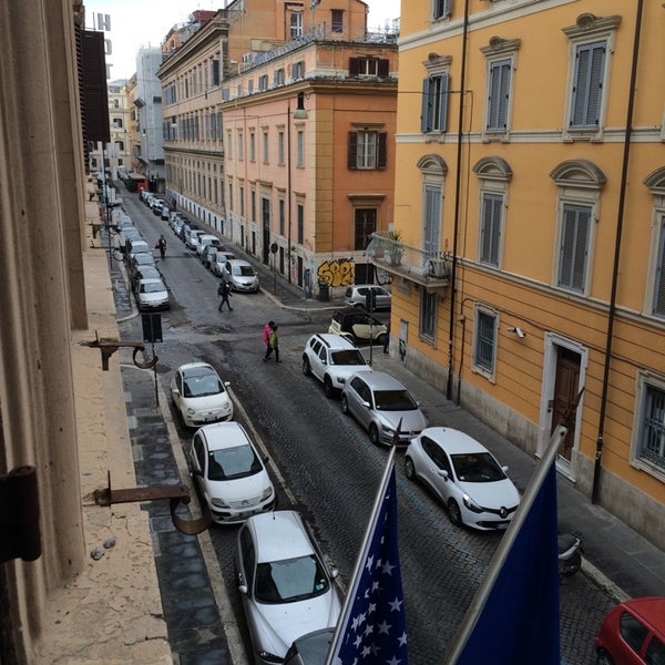 Foto tomada en Hotel Milani Rome  por Evgeny E. el 4/19/2014