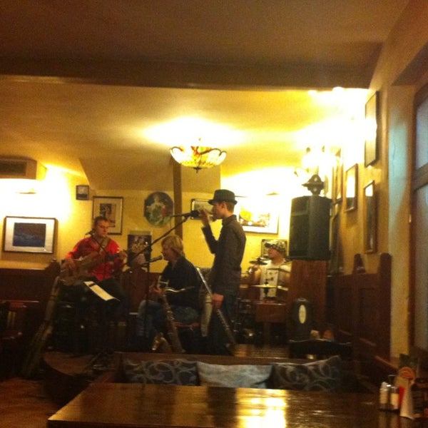 3/2/2013 tarihinde Anna V.ziyaretçi tarafından Sepia Pub'de çekilen fotoğraf