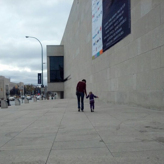 Снимок сделан в Winnipeg Art Gallery пользователем Jack H. 10/3/2012