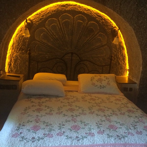 Флинстоуны пещера