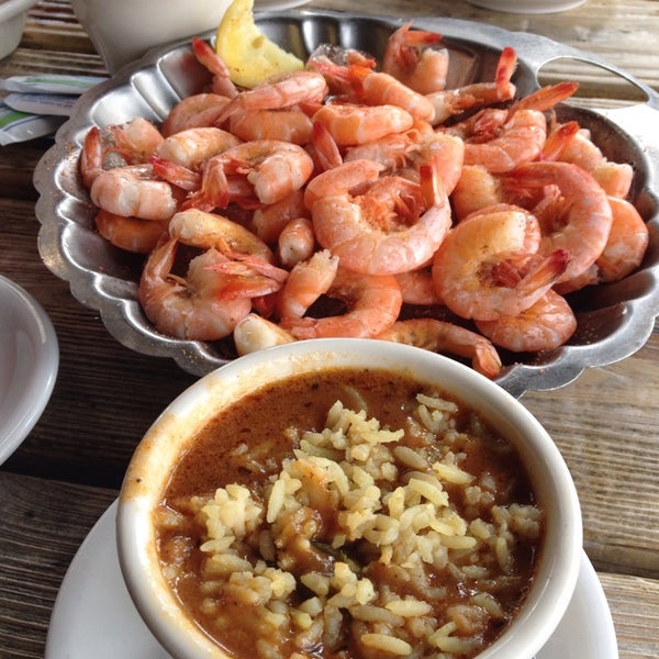 Photo taken at Castaways Seafood and Grill by Heather W. on 2/1/2014