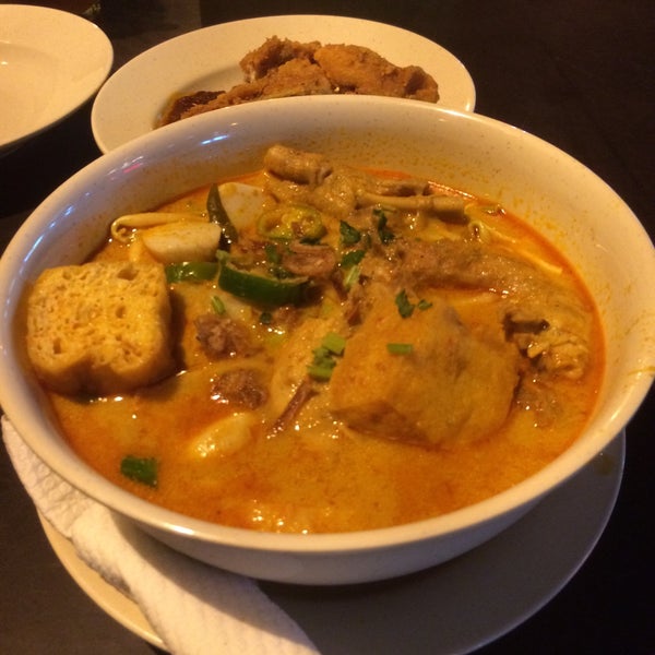 Restoran 7 Beradik Halal Restaurant in Kulai, Johor