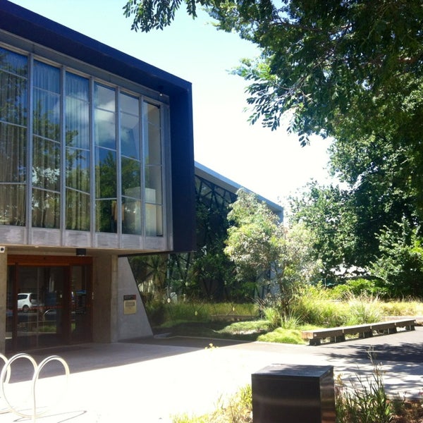 East Melbourne Library Library in East Melbourne