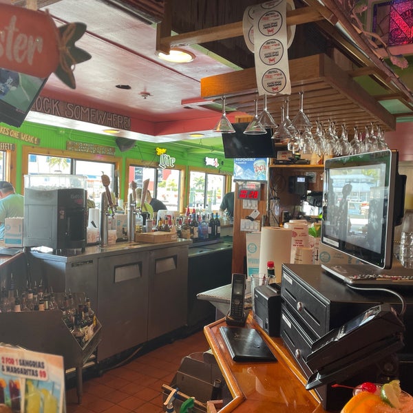 Pinchers Tin City Old Naples 58 tips