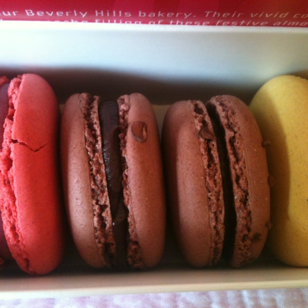 Photo taken at &#39;Lette Macarons by Chaysen T. on 7/13/2013