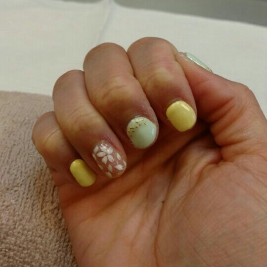 Photos At ネイルサロンrose 心斎橋店 中央区 大阪市 大阪府 Photos At ネイルサロンrose 心斎橋店 中央区 大阪市 大阪府