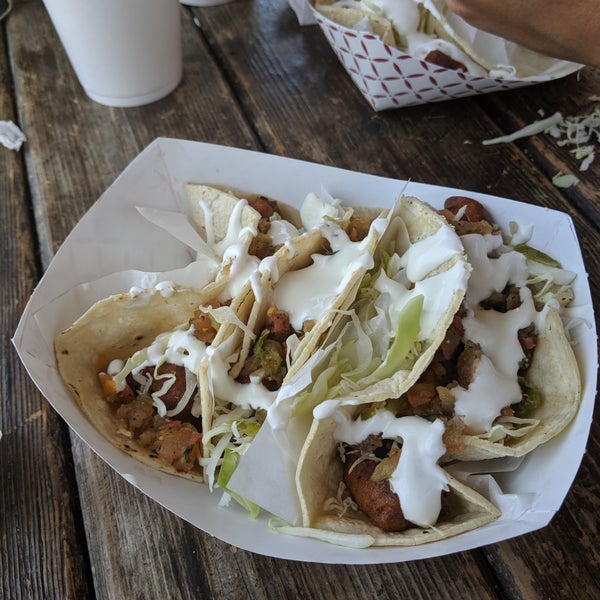 6/23/2019 tarihinde Tiffany T.ziyaretçi tarafından Best Fish Taco in Ensenada'de çekilen fotoğraf