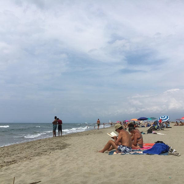 Photos At Spiaggia Libera Darsena Viareggio Toscana
