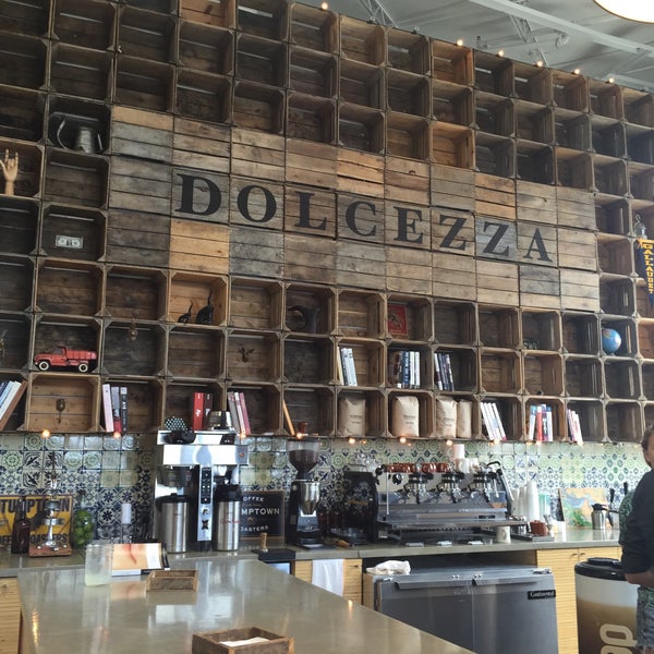 6/28/2015 tarihinde Frances P.ziyaretçi tarafından Dolcezza Factory'de çekilen fotoğraf
