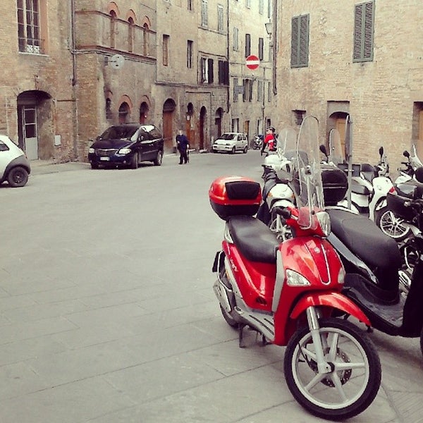 Piazza del Sale Plaza in Sienna