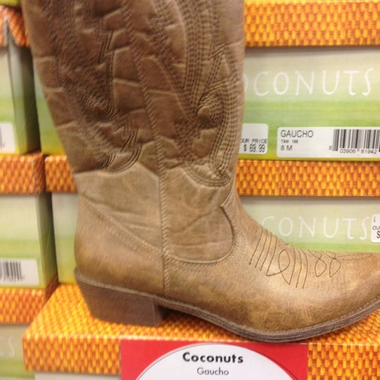 shoe carnival cowboy boots