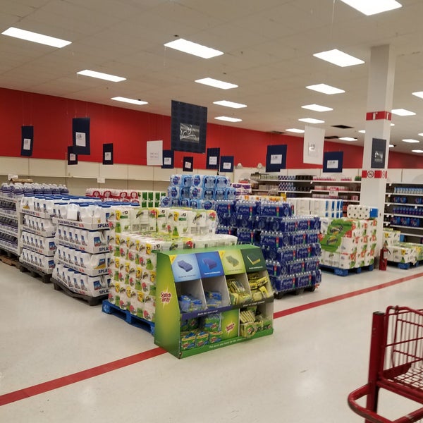 Target Farmingdale, NY'da fotoğraflar
