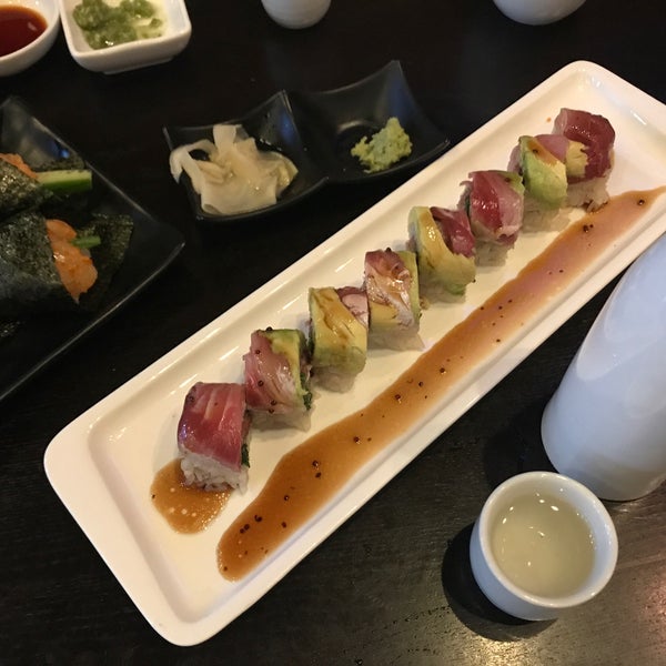Снимок сделан в Yuubi Japanese Restaurant пользователем Max M. 8/18/2017