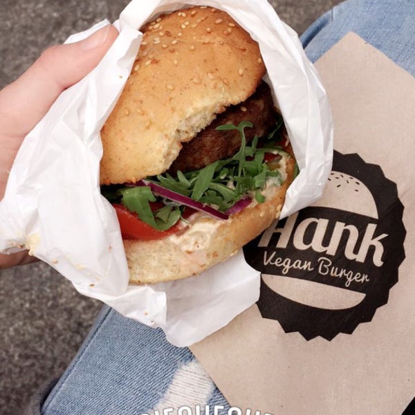 6/3/2017にLilou B.がHank Burgerで撮った写真