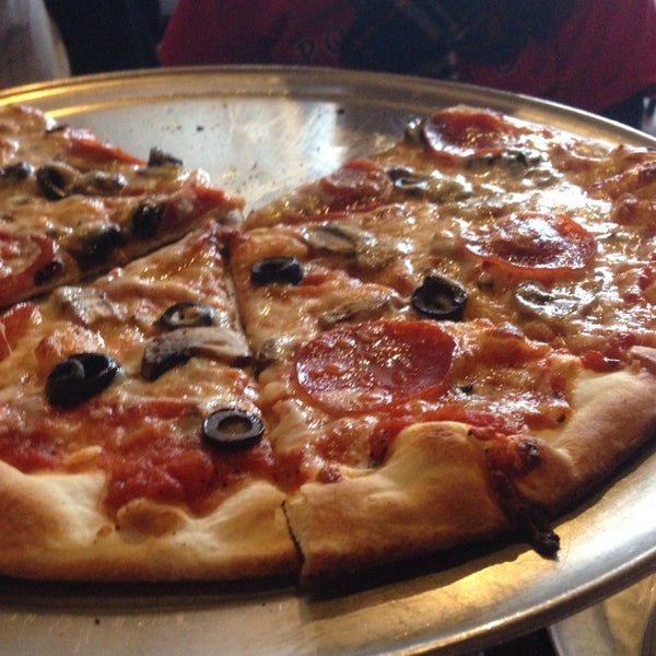 The Loft Pizza and Pub Pizzeria in Whitewright