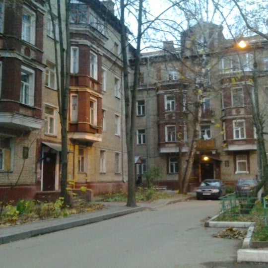 черный двор разбор. в воронеже разобрали bmw x6. черный двор разбор. евпатория революции 59. дворе разбор.